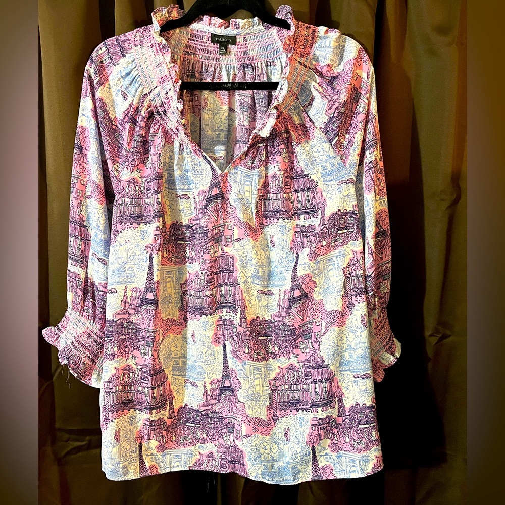 Talbots ladies blouse,size XL,beautiful gathering at the neck and sleeves
